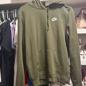 Nike pullover hoodie